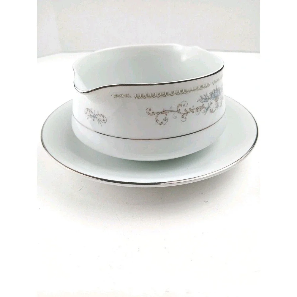 Wade Diane Fine China Gravy Boat w Attached Underplate Made in Japan